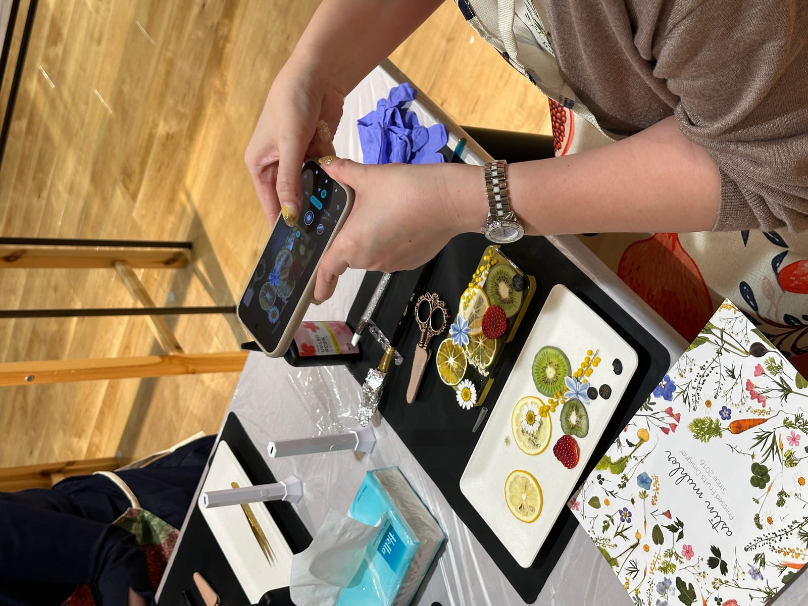スマホケース制作の様子